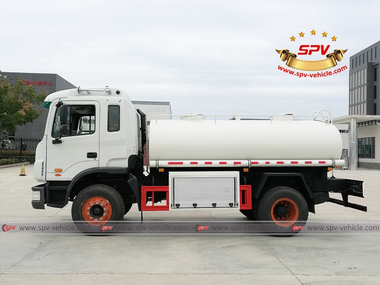 8,000 litres water tanker truck - JAC - LS